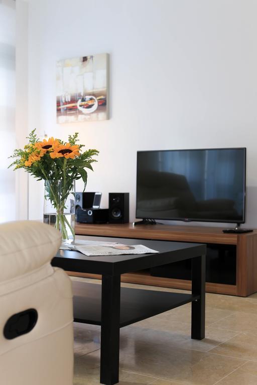 Rafael Kaiser - Paros Apartment - Contactless 24H Check-In Wien Værelse billede