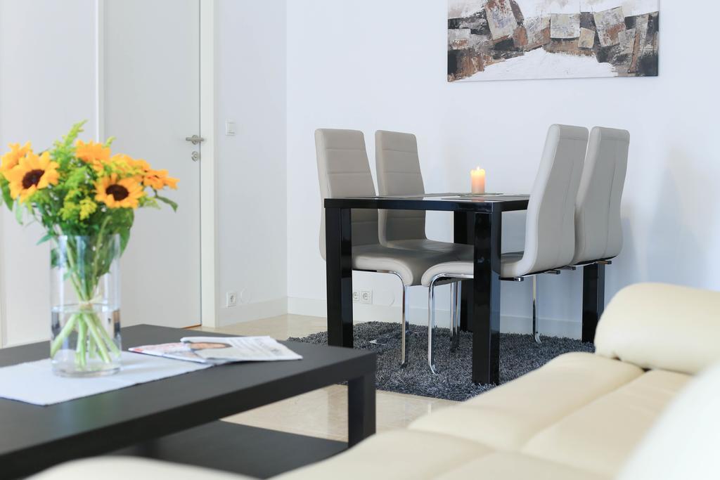 Rafael Kaiser - Paros Apartment - Contactless 24H Check-In Wien Eksteriør billede