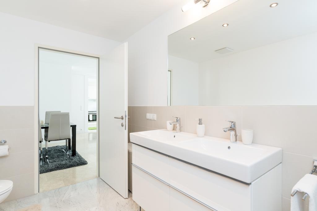 Rafael Kaiser - Paros Apartment - Contactless 24H Check-In Wien Værelse billede